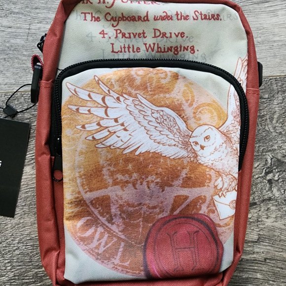 Harry Potter Wizarding World Hogwarts Letter Crossbody Bag LootCrate - Picture 2 of 5
